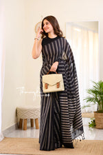 Load image into Gallery viewer, Fancy Sarees for Parties – Trendy Saree Styles Online
