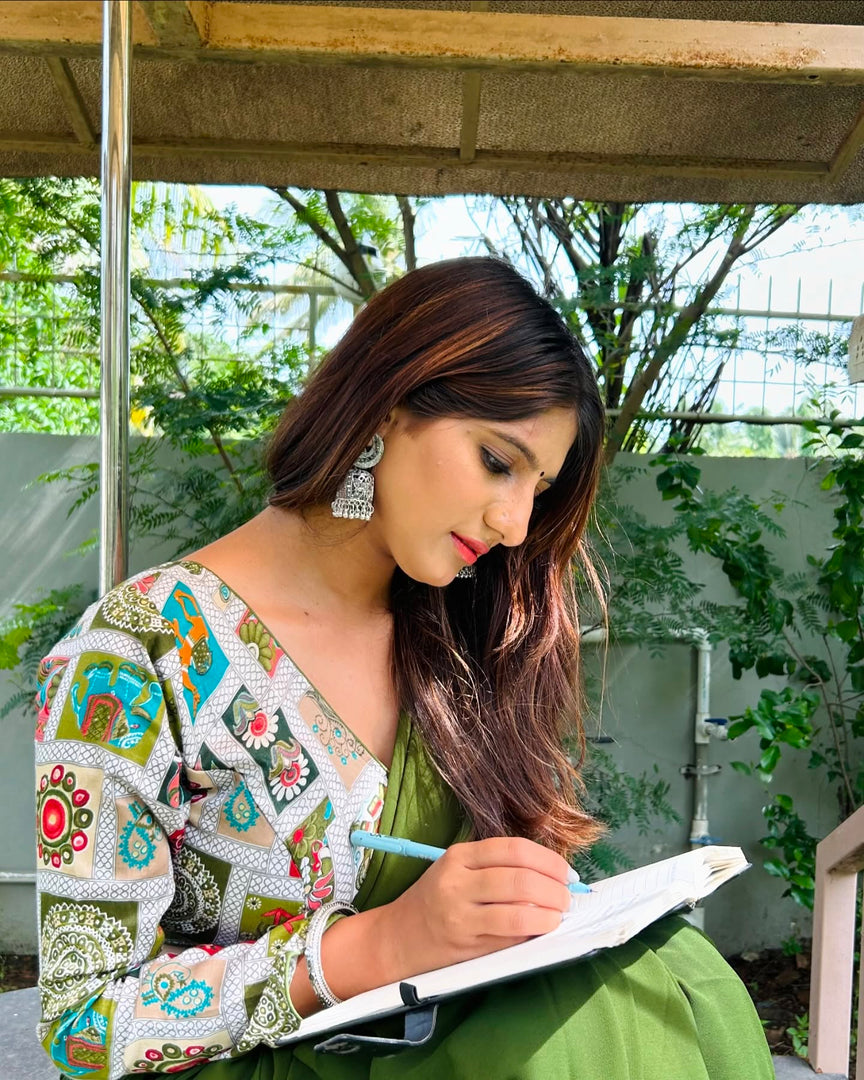 Fancy Sarees for Modern Women – Online Saree Collection