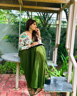 Load image into Gallery viewer, Fancy Sarees for Modern Women – Online Saree Collection
