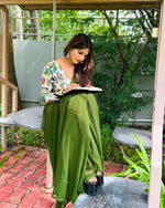 Load image into Gallery viewer, Fancy Sarees for Modern Women – Online Saree Collection
