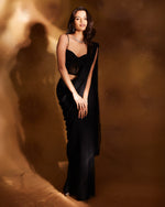 Load image into Gallery viewer, Fancy Sarees Online – Designer Sarees for Wedding Season
